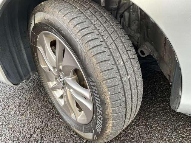 シエンタ ハイブリッドＧ　セーフティセンスＣ！純正ナビ＆フルセグＴＶ＆ＤＶＤ＆ＢＴ＆バックカメラ！両側パワースライドドア！純正アルミ！スマートエントリー／プッシュスタートシステム！純正ＥＴＣ！（14枚目）