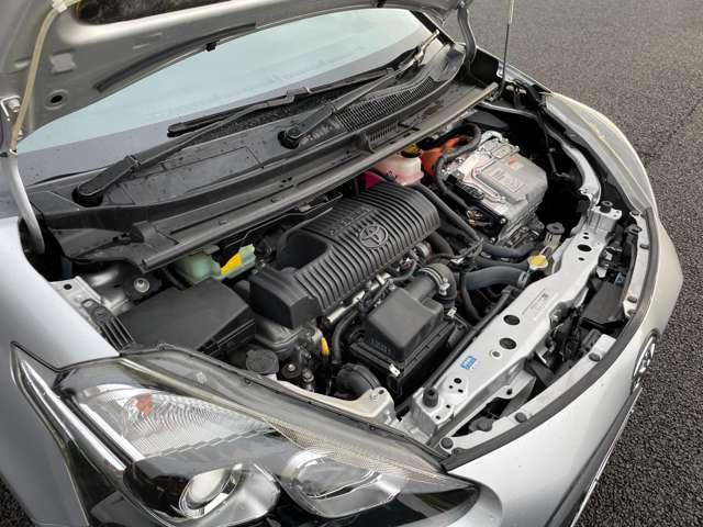 シエンタ ハイブリッドＧ　セーフティセンスＣ！純正ナビ＆フルセグＴＶ＆ＤＶＤ＆ＢＴ＆バックカメラ！両側パワースライドドア！純正アルミ！スマートエントリー／プッシュスタートシステム！純正ＥＴＣ！（17枚目）