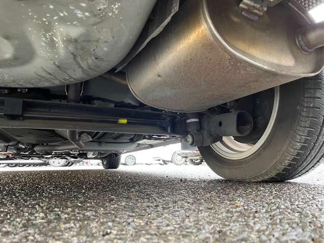 シエンタ ハイブリッドＧ　セーフティセンスＣ！純正ナビ＆フルセグＴＶ＆ＤＶＤ＆ＢＴ＆バックカメラ！両側パワースライドドア！純正アルミ！スマートエントリー／プッシュスタートシステム！純正ＥＴＣ！（22枚目）