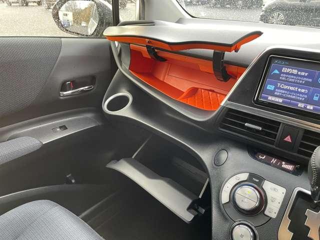 シエンタ ハイブリッドＧ　セーフティセンスＣ！純正ナビ＆フルセグＴＶ＆ＤＶＤ＆ＢＴ＆バックカメラ！両側パワースライドドア！純正アルミ！スマートエントリー／プッシュスタートシステム！純正ＥＴＣ！（33枚目）