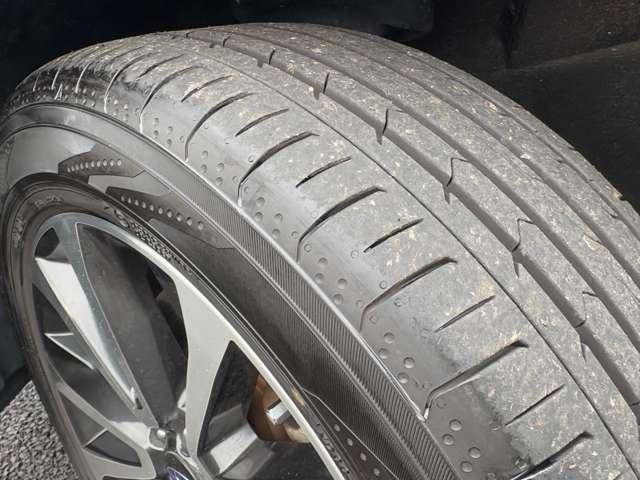 フォレスター 2.0XT アイサイト アイサイト3!アドバンスドセイフティパッケージ!純正ナビ&フルセグTV&DVD&BT&バックカメラ!LEDヘッドライト!オートライト!純正アルミ!シートヒーター!前席パワーシート!(10枚目)