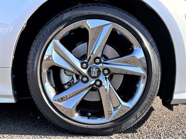 クラウンハイブリッド RSアドバンス 初年度令和元年車!車検令和8年12月!純正ナビ!フルセグTV!クルコン!バックカメラ!ETC!ハーフレザー!スマートキー!(12枚目)