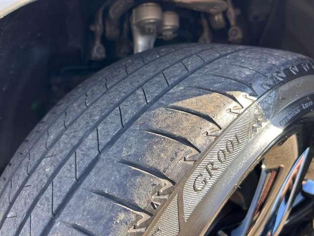 クラウンハイブリッド RSアドバンス 初年度令和元年車!車検令和8年12月!純正ナビ!フルセグTV!クルコン!バックカメラ!ETC!ハーフレザー!スマートキー!(13枚目)