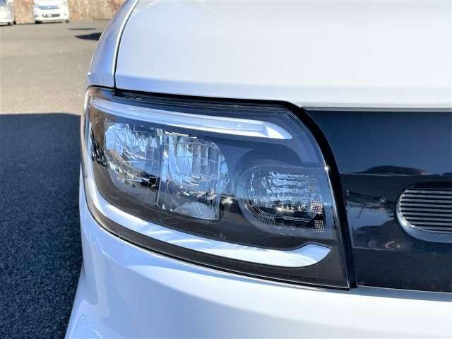 タント Ｘスペシャル　ロングスライドシート／衝突軽減ブレーキ／純正ナビ／フルセグＴＶ／バックカメラ／Ｂｌｕｅｔｏｏｔｈ／レーンキープシステム／オートマチックハイビーム／横滑り防止／踏み間違い防止／ＬＥＤヘッドライト／ＥＴＣ（16枚目）