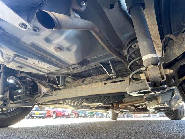 タント Ｘスペシャル　ロングスライドシート／衝突軽減ブレーキ／純正ナビ／フルセグＴＶ／バックカメラ／Ｂｌｕｅｔｏｏｔｈ／レーンキープシステム／オートマチックハイビーム／横滑り防止／踏み間違い防止／ＬＥＤヘッドライト／ＥＴＣ（33枚目）