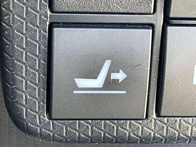 タント Ｘスペシャル　ロングスライドシート／衝突軽減ブレーキ／純正ナビ／フルセグＴＶ／バックカメラ／Ｂｌｕｅｔｏｏｔｈ／レーンキープシステム／オートマチックハイビーム／横滑り防止／踏み間違い防止／ＬＥＤヘッドライト／ＥＴＣ（36枚目）