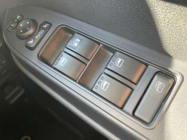 タント Ｘスペシャル　ロングスライドシート／衝突軽減ブレーキ／純正ナビ／フルセグＴＶ／バックカメラ／Ｂｌｕｅｔｏｏｔｈ／レーンキープシステム／オートマチックハイビーム／横滑り防止／踏み間違い防止／ＬＥＤヘッドライト／ＥＴＣ（48枚目）