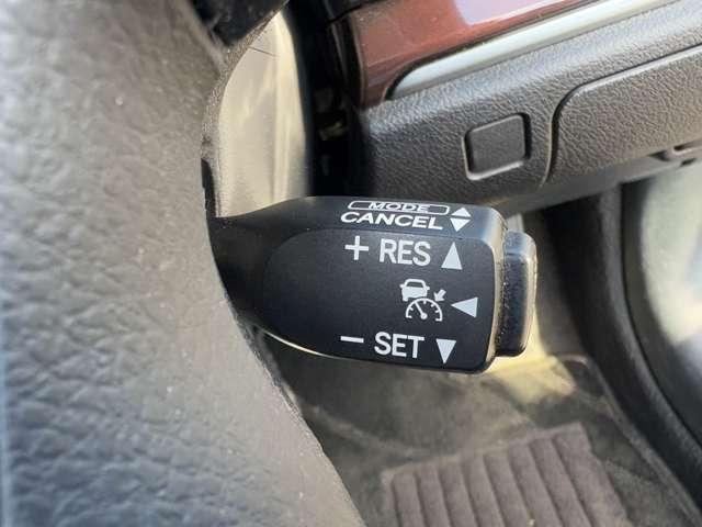 クラウンハイブリッド ロイヤルサルーン　Ｆｏｕｒ　ブラックスタイル　４ＷＤ！プリクラッシュセーフティシステム！レーダークルコン！インテリジェントクリアランスソナー！ムーンルーフ！純正ナビ＆フルセグＴＶ＆ＢＴ＆バックカメラ！ＨＩＤヘッドライト！オート（44枚目）