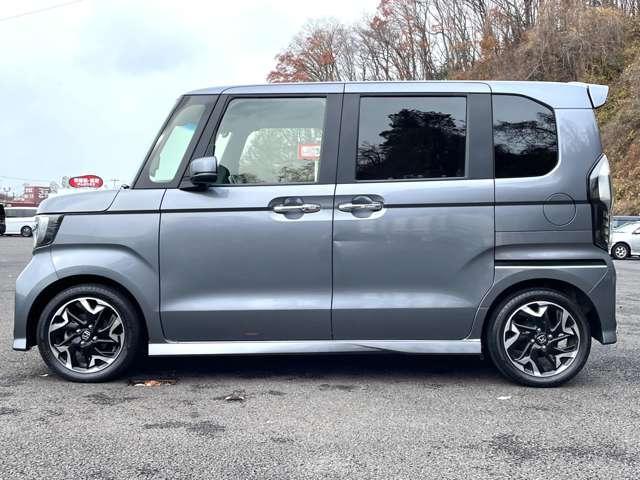 N-BOXカスタム G・EXターボホンダセンシング ホンダセンシング!アイドリングストップ!ギャザーズナビ&フルセグTV&DVD&BT&バックカメラ!両側パワースライドドア!LEDヘッドライト!オートライト!純正アルミ&エアロ!半革(5枚目)