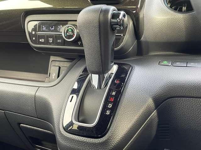 N-BOXカスタム G・EXターボホンダセンシング ホンダセンシング!アイドリングストップ!ギャザーズナビ&フルセグTV&DVD&BT&バックカメラ!両側パワースライドドア!LEDヘッドライト!オートライト!純正アルミ&エアロ!半革(38枚目)