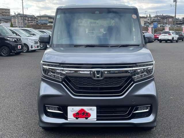 N-BOXカスタム G・Lホンダセンシング ホンダセンシング!ケンウッドナビ&1セグTV&DVD&BT&バックカメラ!両側パワースライドドア!LEDヘッドライト!オートライト!純正アルミ&エアロ!ビルトインETC!スマートキ(7枚目)
