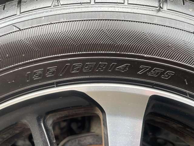 N-BOXカスタム G・Lホンダセンシング ホンダセンシング!ケンウッドナビ&1セグTV&DVD&BT&バックカメラ!両側パワースライドドア!LEDヘッドライト!オートライト!純正アルミ&エアロ!ビルトインETC!スマートキ(14枚目)