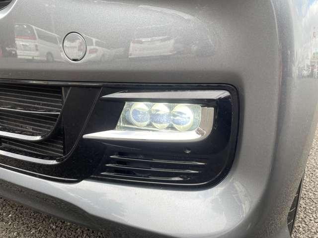 N-BOXカスタム G・Lホンダセンシング ホンダセンシング!ケンウッドナビ&1セグTV&DVD&BT&バックカメラ!両側パワースライドドア!LEDヘッドライト!オートライト!純正アルミ&エアロ!ビルトインETC!スマートキ(16枚目)