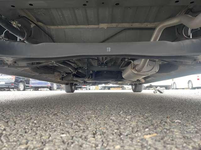 N-BOXカスタム G・Lホンダセンシング ホンダセンシング!ケンウッドナビ&1セグTV&DVD&BT&バックカメラ!両側パワースライドドア!LEDヘッドライト!オートライト!純正アルミ&エアロ!ビルトインETC!スマートキ(27枚目)