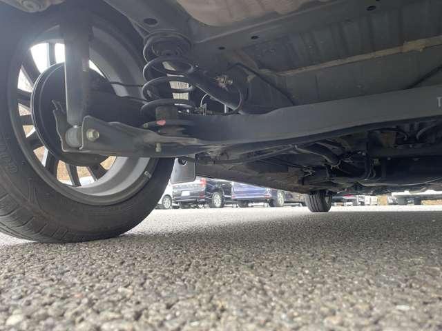 N-BOXカスタム G・Lホンダセンシング ホンダセンシング!ケンウッドナビ&1セグTV&DVD&BT&バックカメラ!両側パワースライドドア!LEDヘッドライト!オートライト!純正アルミ&エアロ!ビルトインETC!スマートキ(28枚目)