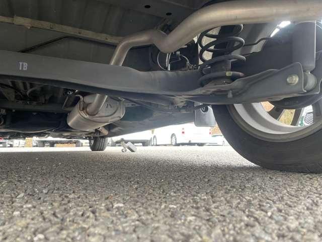 N-BOXカスタム G・Lホンダセンシング ホンダセンシング!ケンウッドナビ&1セグTV&DVD&BT&バックカメラ!両側パワースライドドア!LEDヘッドライト!オートライト!純正アルミ&エアロ!ビルトインETC!スマートキ(29枚目)