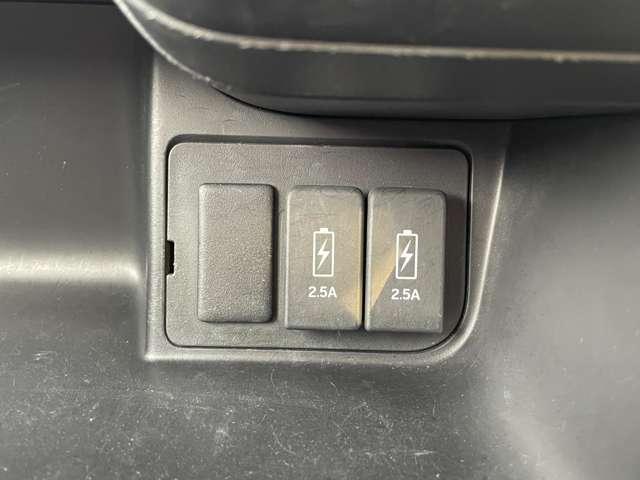 N-BOXカスタム G・Lホンダセンシング ホンダセンシング!ケンウッドナビ&1セグTV&DVD&BT&バックカメラ!両側パワースライドドア!LEDヘッドライト!オートライト!純正アルミ&エアロ!ビルトインETC!スマートキ(52枚目)