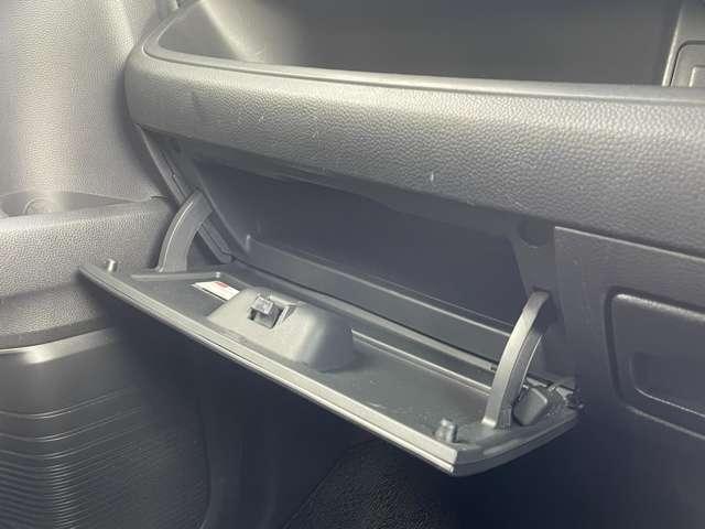 N-BOXカスタム G・Lホンダセンシング ホンダセンシング!ケンウッドナビ&1セグTV&DVD&BT&バックカメラ!両側パワースライドドア!LEDヘッドライト!オートライト!純正アルミ&エアロ!ビルトインETC!スマートキ(56枚目)