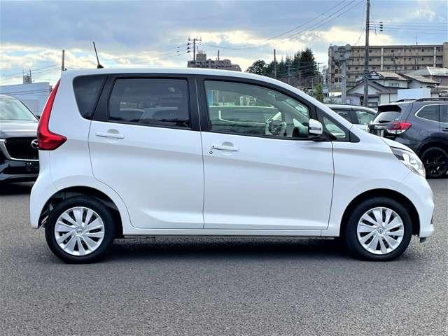 デイズ Ｘ　アイドリングストップ！エマージェンシーブレーキ！純正ナビ＆フルセグＴＶ＆ＤＶＤ＆ＢＴ！アラウンドビューモニター！シートヒーター！インテリジェントキー／プッシュエンジンスターター！（8枚目）