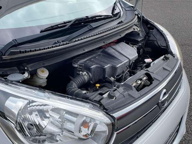 デイズ Ｘ　アイドリングストップ！エマージェンシーブレーキ！純正ナビ＆フルセグＴＶ＆ＤＶＤ＆ＢＴ！アラウンドビューモニター！シートヒーター！インテリジェントキー／プッシュエンジンスターター！（17枚目）