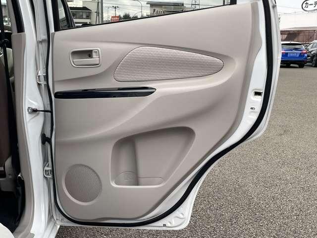 デイズ Ｘ　アイドリングストップ！エマージェンシーブレーキ！純正ナビ＆フルセグＴＶ＆ＤＶＤ＆ＢＴ！アラウンドビューモニター！シートヒーター！インテリジェントキー／プッシュエンジンスターター！（33枚目）