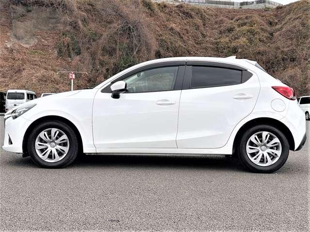 デミオ １５Ｓ　アイドリングストップ！アドバンストスマートシティブレーキサポート！ブラインドスポットモニタリング！車線逸脱警報システム！純正ナビ＆ＢＴ＆バックカメラ！オートライト！社外ＥＴＣ！プッ（9枚目）