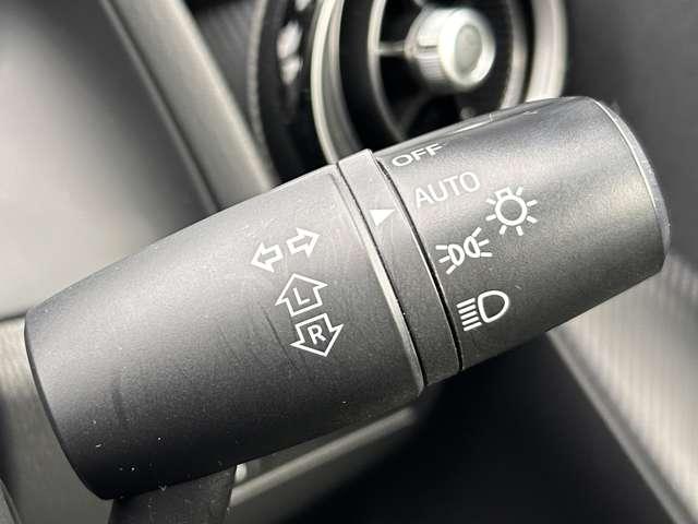 デミオ １５Ｓ　アイドリングストップ！アドバンストスマートシティブレーキサポート！ブラインドスポットモニタリング！車線逸脱警報システム！純正ナビ＆ＢＴ＆バックカメラ！オートライト！社外ＥＴＣ！プッ（17枚目）