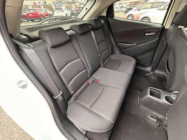 デミオ １５Ｓ　アイドリングストップ！アドバンストスマートシティブレーキサポート！ブラインドスポットモニタリング！車線逸脱警報システム！純正ナビ＆ＢＴ＆バックカメラ！オートライト！社外ＥＴＣ！プッ（20枚目）