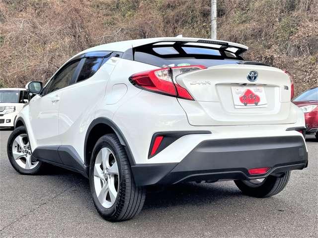 Ｃ－ＨＲ Ｓ　ハイブリッド１．８Ｓ　衝突軽減ブレーキ／横滑り防止装置／クルーズコントロール／レーンキープアシスト／ドライブレコーダー／ＥＴＣ／ディスプレイオーディオ／メモリーナビ／純正１７インチアルミ／バックカメラ（7枚目）