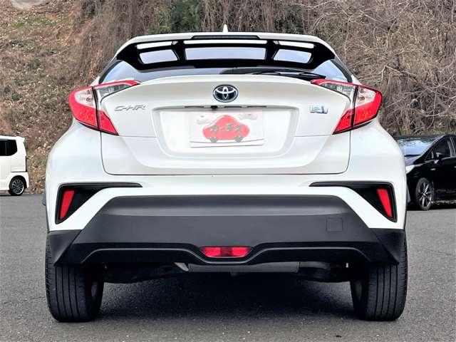 Ｃ－ＨＲ Ｓ　ハイブリッド１．８Ｓ　衝突軽減ブレーキ／横滑り防止装置／クルーズコントロール／レーンキープアシスト／ドライブレコーダー／ＥＴＣ／ディスプレイオーディオ／メモリーナビ／純正１７インチアルミ／バックカメラ（8枚目）