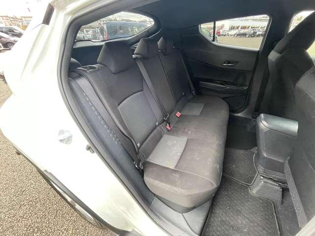 Ｃ－ＨＲ Ｓ　ハイブリッド１．８Ｓ　衝突軽減ブレーキ／横滑り防止装置／クルーズコントロール／レーンキープアシスト／ドライブレコーダー／ＥＴＣ／ディスプレイオーディオ／メモリーナビ／純正１７インチアルミ／バックカメラ（22枚目）