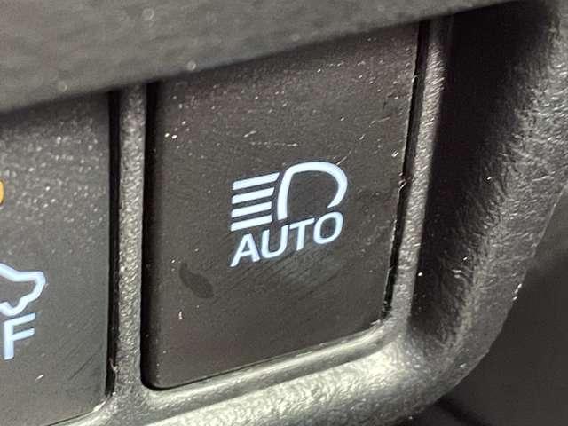 Ｃ－ＨＲ Ｓ　ハイブリッド１．８Ｓ　衝突軽減ブレーキ／横滑り防止装置／クルーズコントロール／レーンキープアシスト／ドライブレコーダー／ＥＴＣ／ディスプレイオーディオ／メモリーナビ／純正１７インチアルミ／バックカメラ（38枚目）