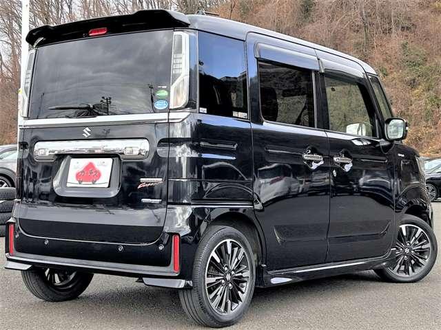 スペーシア ６６０カスタム　ハイブリッドＸＳターボ　４名　アイドリングストップ！セーフティサポート！ストラーダナビ＆フルセグＴＶ＆ＤＶＤ＆ＢＴ！ＬＥＤヘッドライト！オートライト！純正アルミ＆エアロ！両側パワースライドドア！半革シート！シー（5枚目）