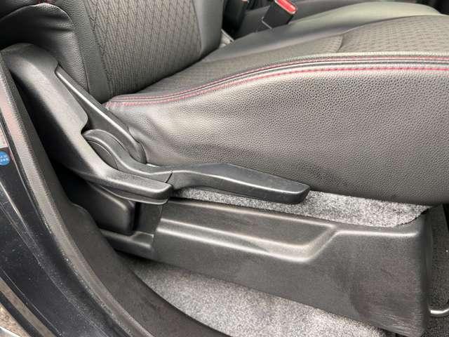 スペーシア ６６０カスタム　ハイブリッドＸＳターボ　４名　アイドリングストップ！セーフティサポート！ストラーダナビ＆フルセグＴＶ＆ＤＶＤ＆ＢＴ！ＬＥＤヘッドライト！オートライト！純正アルミ＆エアロ！両側パワースライドドア！半革シート！シー（20枚目）