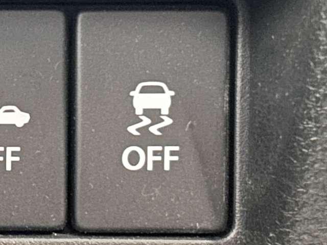 スペーシア ６６０カスタム　ハイブリッドＸＳターボ　４名　アイドリングストップ！セーフティサポート！ストラーダナビ＆フルセグＴＶ＆ＤＶＤ＆ＢＴ！ＬＥＤヘッドライト！オートライト！純正アルミ＆エアロ！両側パワースライドドア！半革シート！シー（45枚目）