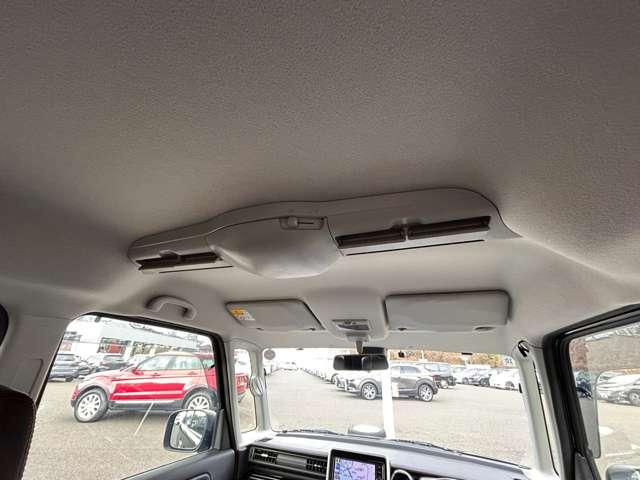 スペーシア ６６０カスタム　ハイブリッドＸＳターボ　４名　アイドリングストップ！セーフティサポート！ストラーダナビ＆フルセグＴＶ＆ＤＶＤ＆ＢＴ！ＬＥＤヘッドライト！オートライト！純正アルミ＆エアロ！両側パワースライドドア！半革シート！シー（47枚目）