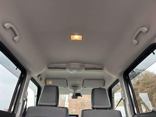 スペーシア ６６０カスタム　ハイブリッドＸＳターボ　４名　アイドリングストップ！セーフティサポート！ストラーダナビ＆フルセグＴＶ＆ＤＶＤ＆ＢＴ！ＬＥＤヘッドライト！オートライト！純正アルミ＆エアロ！両側パワースライドドア！半革シート！シー（64枚目）