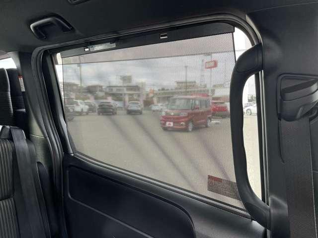 ヴォクシー ハイブリッドＺＳ　２９年後期型！セーフティセンスＣ！クルーズコントロール！純正ナビ＆フルセグＴＶ＆ＢＴ！フロント＆バックカメラ！両側パワースライドドア！ＬＥＤヘッドライト！オートライト！純正アルミ！（34枚目）