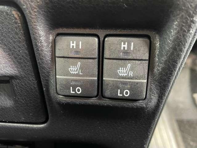 ヴォクシー ハイブリッドＺＳ　２９年後期型！セーフティセンスＣ！クルーズコントロール！純正ナビ＆フルセグＴＶ＆ＢＴ！フロント＆バックカメラ！両側パワースライドドア！ＬＥＤヘッドライト！オートライト！純正アルミ！（47枚目）