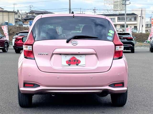 ノート Ｘ　ＤＩＧ－Ｓ　アイドリングストップ！インテリジェントエマージェンシーブレーキ！純正ナビ＆フルセグＴＶ＆ＤＶＤ＆ＢＴ！インテリジェントアラウンドビューモニター！スマートルームミラー！社外ＥＴＣ！デジタルインナーミラー（7枚目）