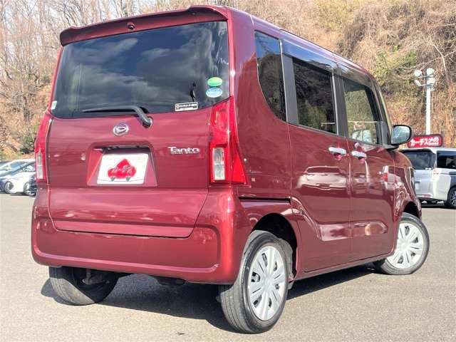 タント Ｘ　１オーナー車！４ＷＤ！エコアイドル！スマートアシスト！純正ナビ＆フルセグＴＶ＆ＤＶＤ＆ＢＴ＆バックカメラ！パワースライドドア！ＬＥＤヘッドライト！オートライト！シートヒーター！社外（8枚目）