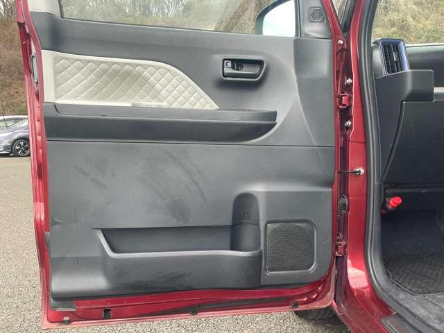 タント Ｘ　１オーナー車！４ＷＤ！エコアイドル！スマートアシスト！純正ナビ＆フルセグＴＶ＆ＤＶＤ＆ＢＴ＆バックカメラ！パワースライドドア！ＬＥＤヘッドライト！オートライト！シートヒーター！社外（32枚目）