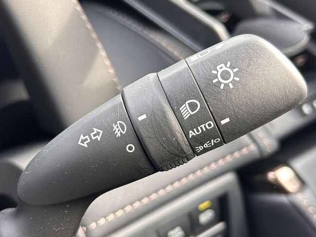 アルファード Ｚ　トヨタセーフティセンス！ブラインドスポットモニター！クリアランスソナー！純正１４インチナビ！パノラミックビューモニター！インテリジェントルームミラー！１３．２型純正フリップダウンモニター！（19枚目）