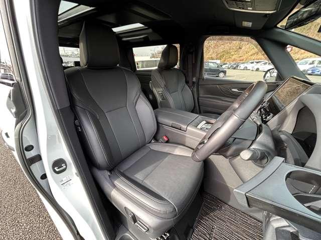 アルファード Ｚ　トヨタセーフティセンス！ブラインドスポットモニター！クリアランスソナー！純正１４インチナビ！パノラミックビューモニター！インテリジェントルームミラー！１３．２型純正フリップダウンモニター！（20枚目）