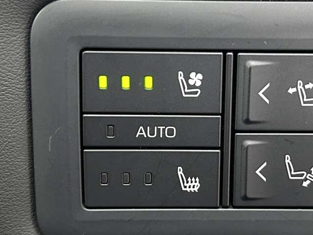 アルファード Ｚ　トヨタセーフティセンス！ブラインドスポットモニター！クリアランスソナー！純正１４インチナビ！パノラミックビューモニター！インテリジェントルームミラー！１３．２型純正フリップダウンモニター！（25枚目）