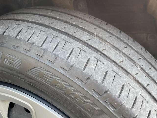 アクア １．５Ｇ　Ｅ－Ｆｏｕｒ　４ＷＤ　５　１オーナー車！４ＷＤ！セーフティセンス！純正１０．５インチナビ＆ＢＴ＆バックカメラ！ＬＥＤヘッドライト！オートライト！ビルトインＥＴＣ！スマートエントリー／スタートシステム！ナノイー！禁煙車！（11枚目）