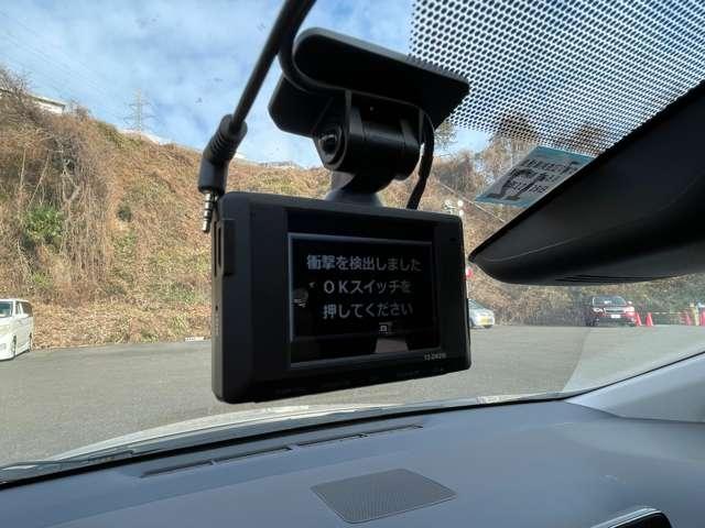 アクア １．５Ｇ　Ｅ－Ｆｏｕｒ　４ＷＤ　５　１オーナー車！４ＷＤ！セーフティセンス！純正１０．５インチナビ＆ＢＴ＆バックカメラ！ＬＥＤヘッドライト！オートライト！ビルトインＥＴＣ！スマートエントリー／スタートシステム！ナノイー！禁煙車！（49枚目）