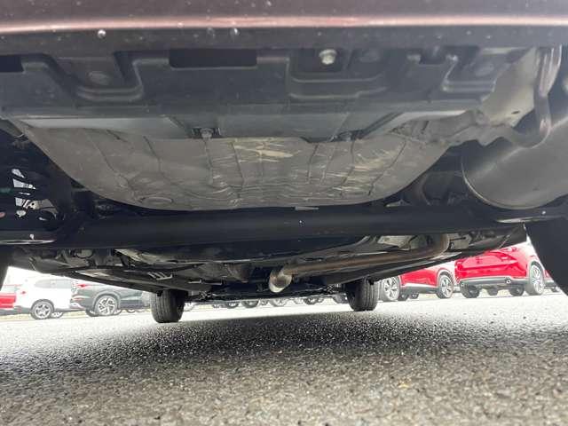 ソリオ １．２Ｇ　５名　セーフティサポート！カロッツェリアナビ＆ＤＶＤ＆ＢＴ＆バックカメラ！パワースライドドア！オートライト！社外ＥＴＣ！キーレスプッシュスタートシステム！（21枚目）