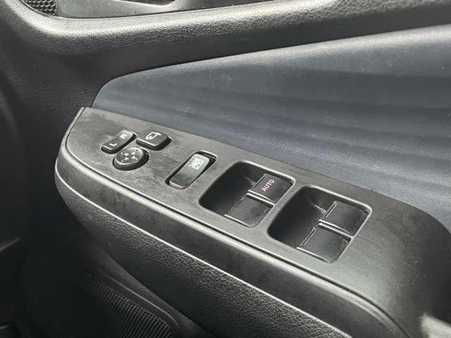 ソリオ １．２Ｇ　５名　セーフティサポート！カロッツェリアナビ＆ＤＶＤ＆ＢＴ＆バックカメラ！パワースライドドア！オートライト！社外ＥＴＣ！キーレスプッシュスタートシステム！（50枚目）