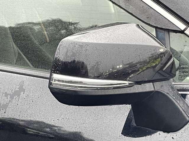 ＲＡＶ４ ２．０アドベンチャー　４ＷＤ（５名）　セーフティセンス！ブラック合皮スポーティシート！運転席パワーシート！純正ナビ＆フルセグＴＶ＆ＢＴ＆バックカメラ！ＬＥＤヘッドライト！オートライト！純正アルミ！ビルトインＥＴＣ！スマ（13枚目）